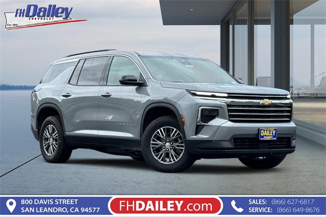2025 Chevrolet Traverse LT