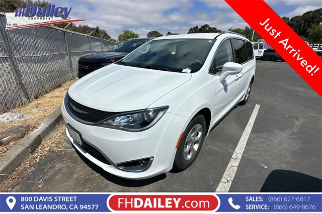 2017 Chrysler Pacifica Touring L Plus