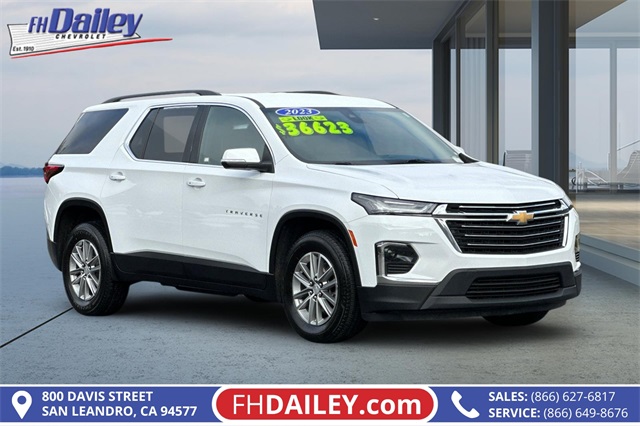 2023 Chevrolet Traverse LT Leather