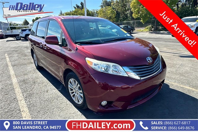 2014 Toyota Sienna XLE
