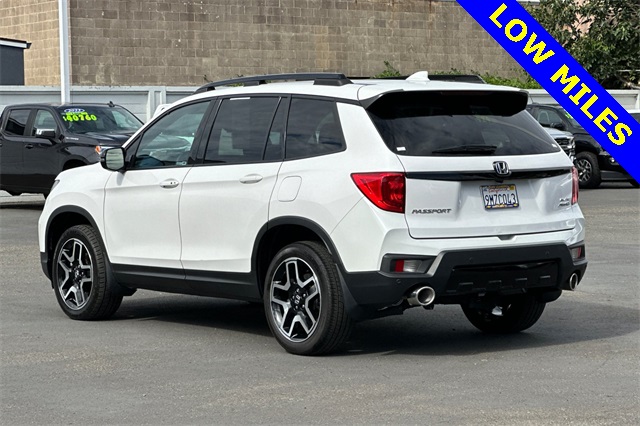 2023 Honda Passport Elite